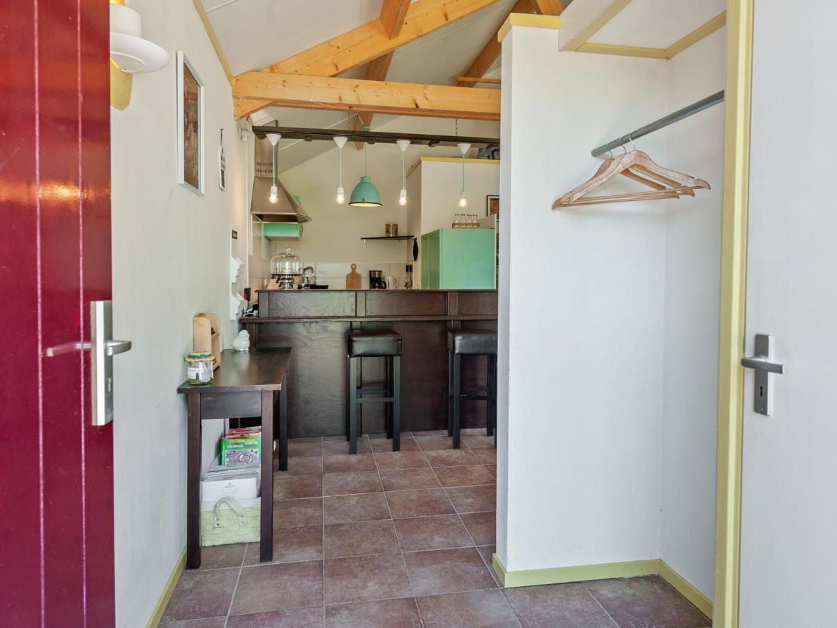 Enticing Holiday Home In Eastermar Near Burgumer Mar Lake Hoogzand Exterior photo